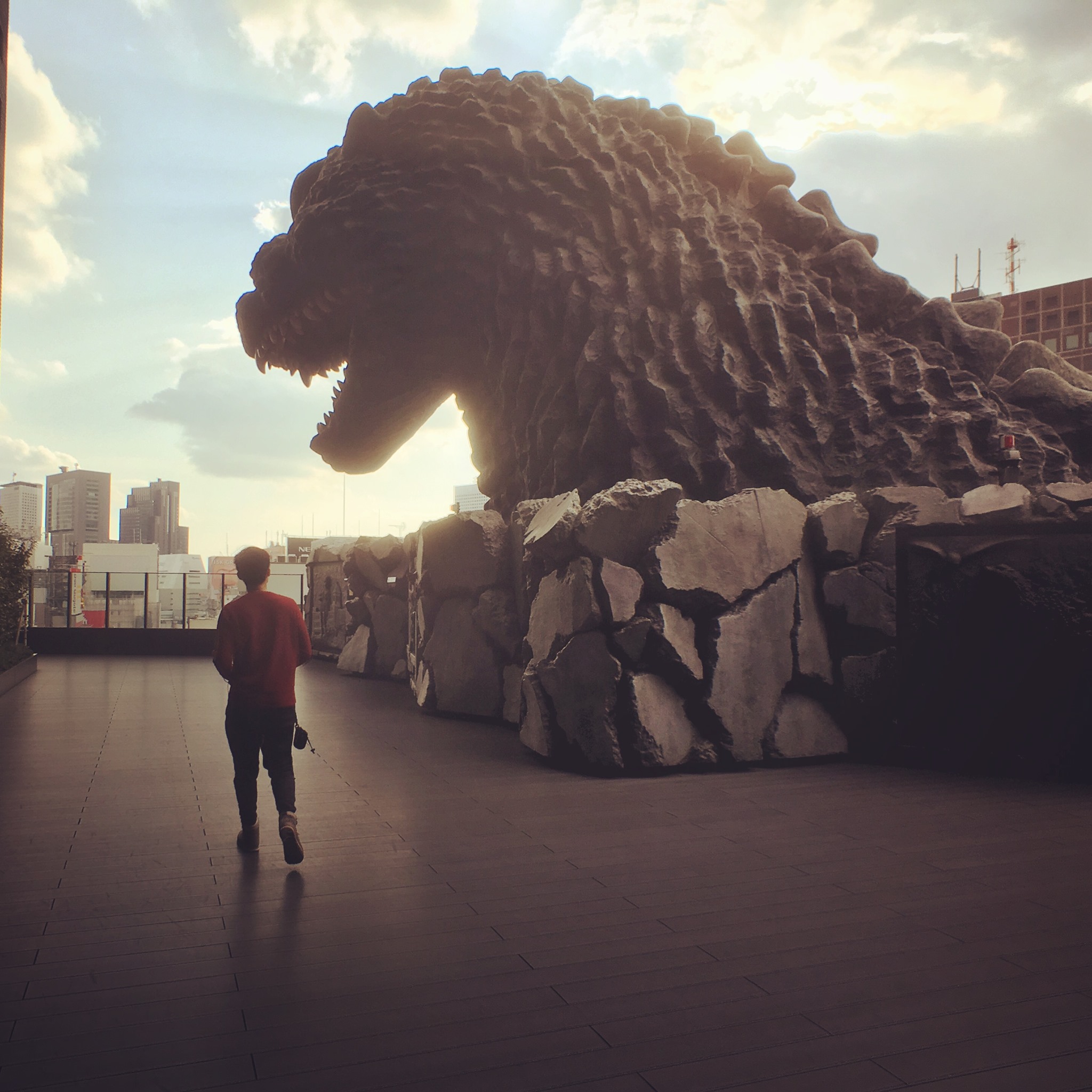 《遊戲設計中藥舖 老闆Luci》 logo